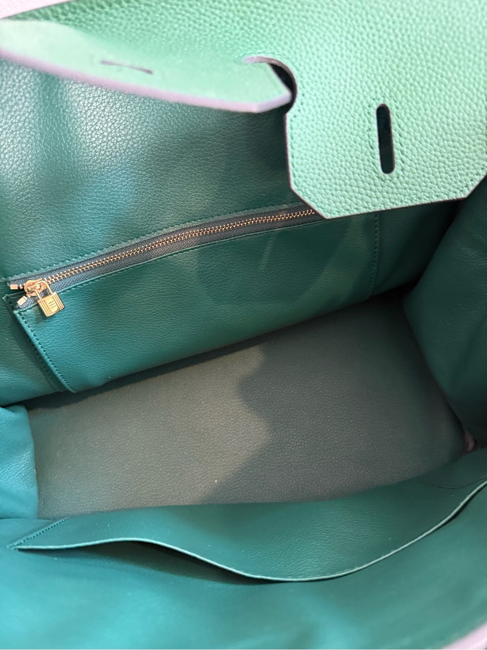Emerald Leather, 35cm Top-Handle Satchel with Gold Hardware - Picture 5 of 7